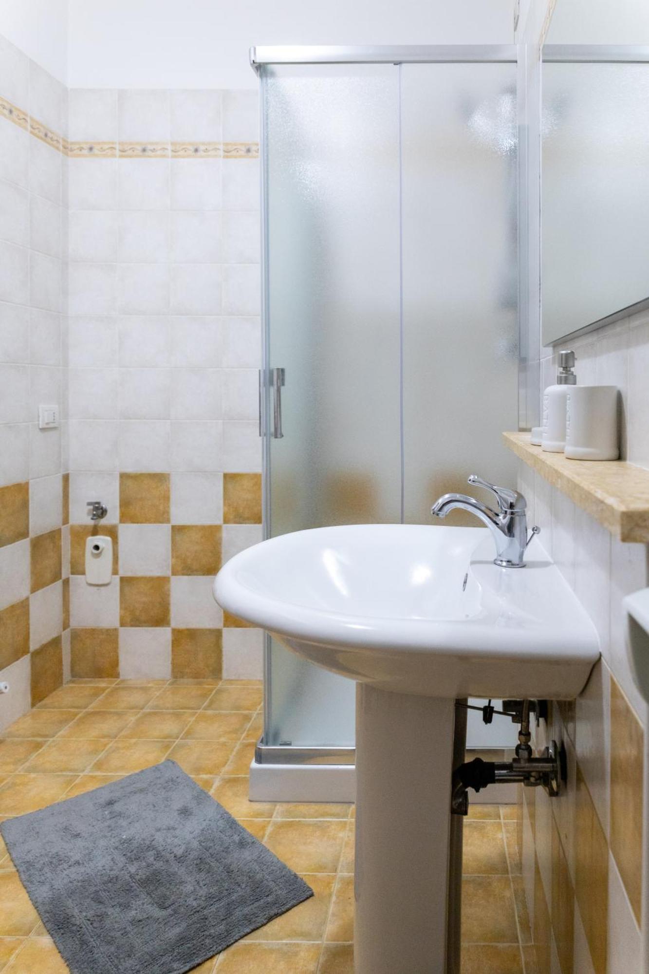 Holiday home Modern House With Courtyard And Parking - Assisi